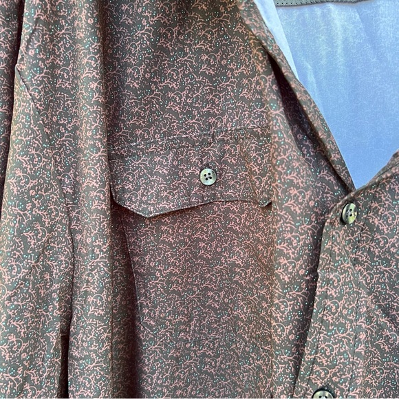 Kenneth Cole Reaction Athletic Black and Burgundy Mini Floral Short Sleeve Shirt - Picture 2 of 4